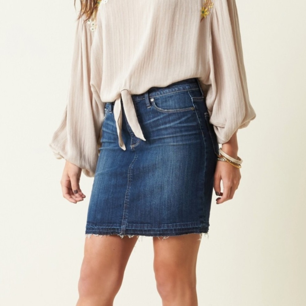 PAIGE denim skirt, Dabney Wash, Release Hem, 26